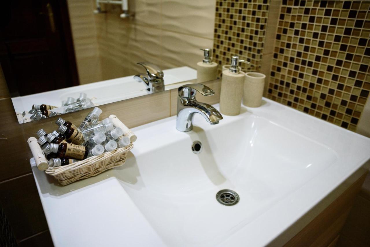 Apartament Baroc Тімішоара Екстер'єр фото