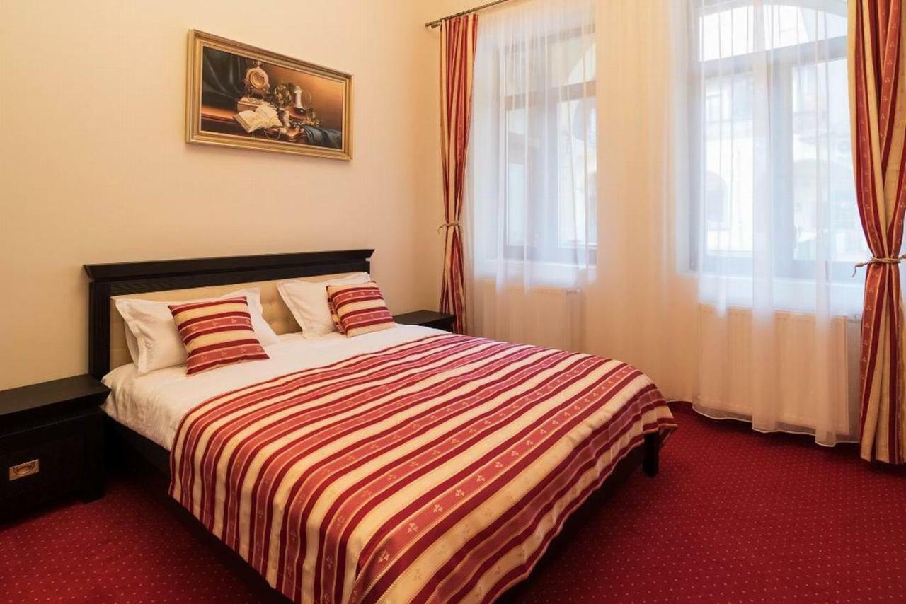 Apartament Baroc Тімішоара Екстер'єр фото